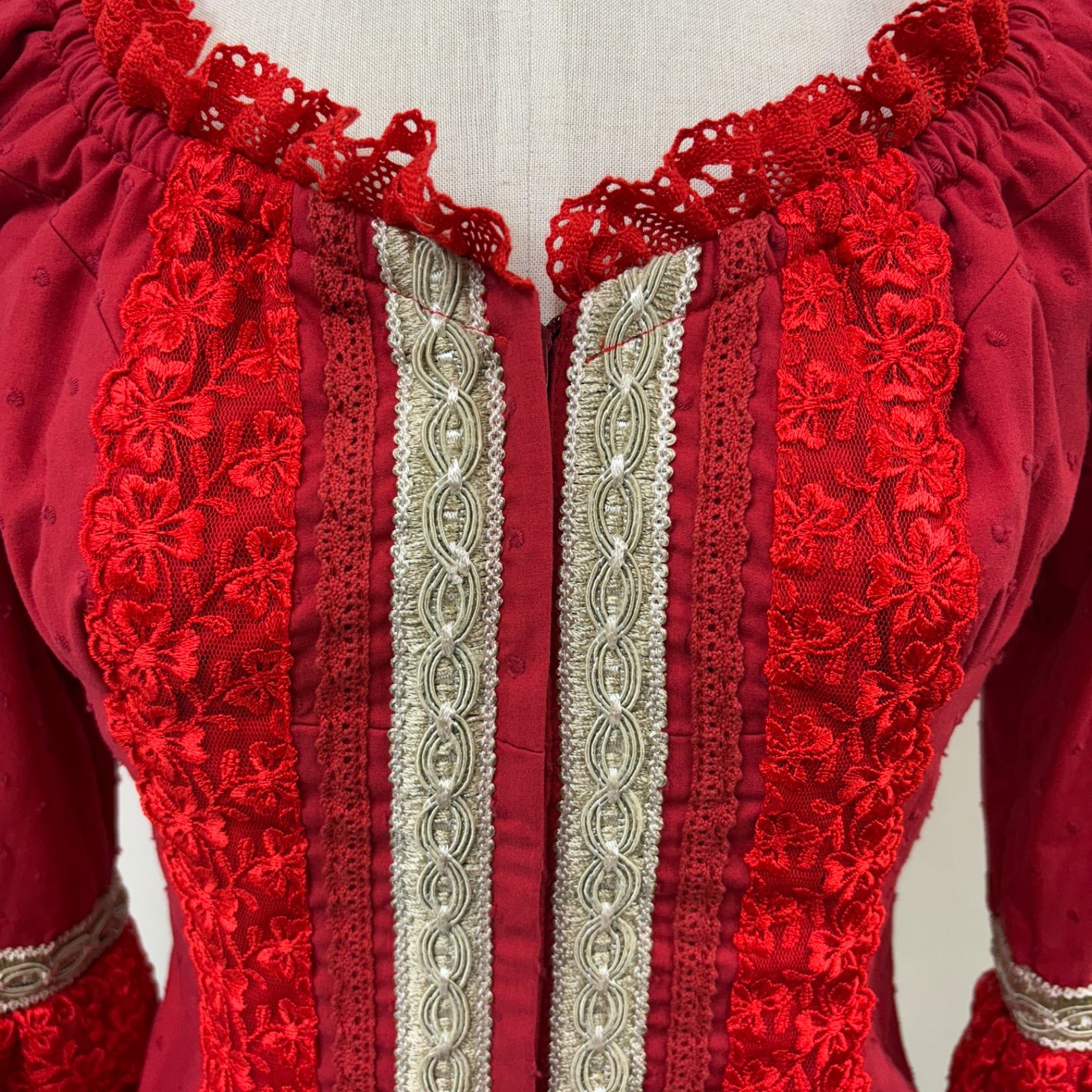 ソニアジョーンズ】フラメンコ衣装 トップス 赤 ドット 七分袖 袖