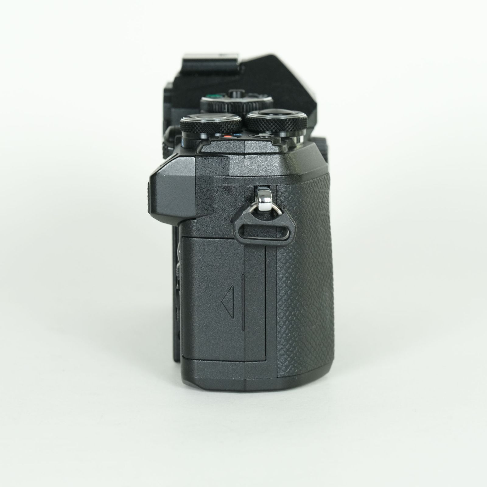 OLYMPUS OM-D E-M5 ボディ 【シャッター数6551】 Olympus OM-D E-M5 Mirrorless Micro Four Thirds V204040SU000 B&H