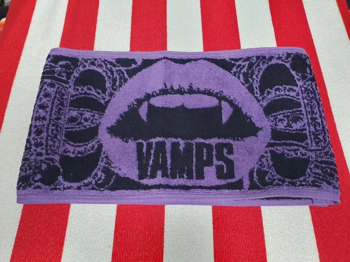 VAMPS 뱀프스 マフラー タオル HYDE ハイド - メルカリ