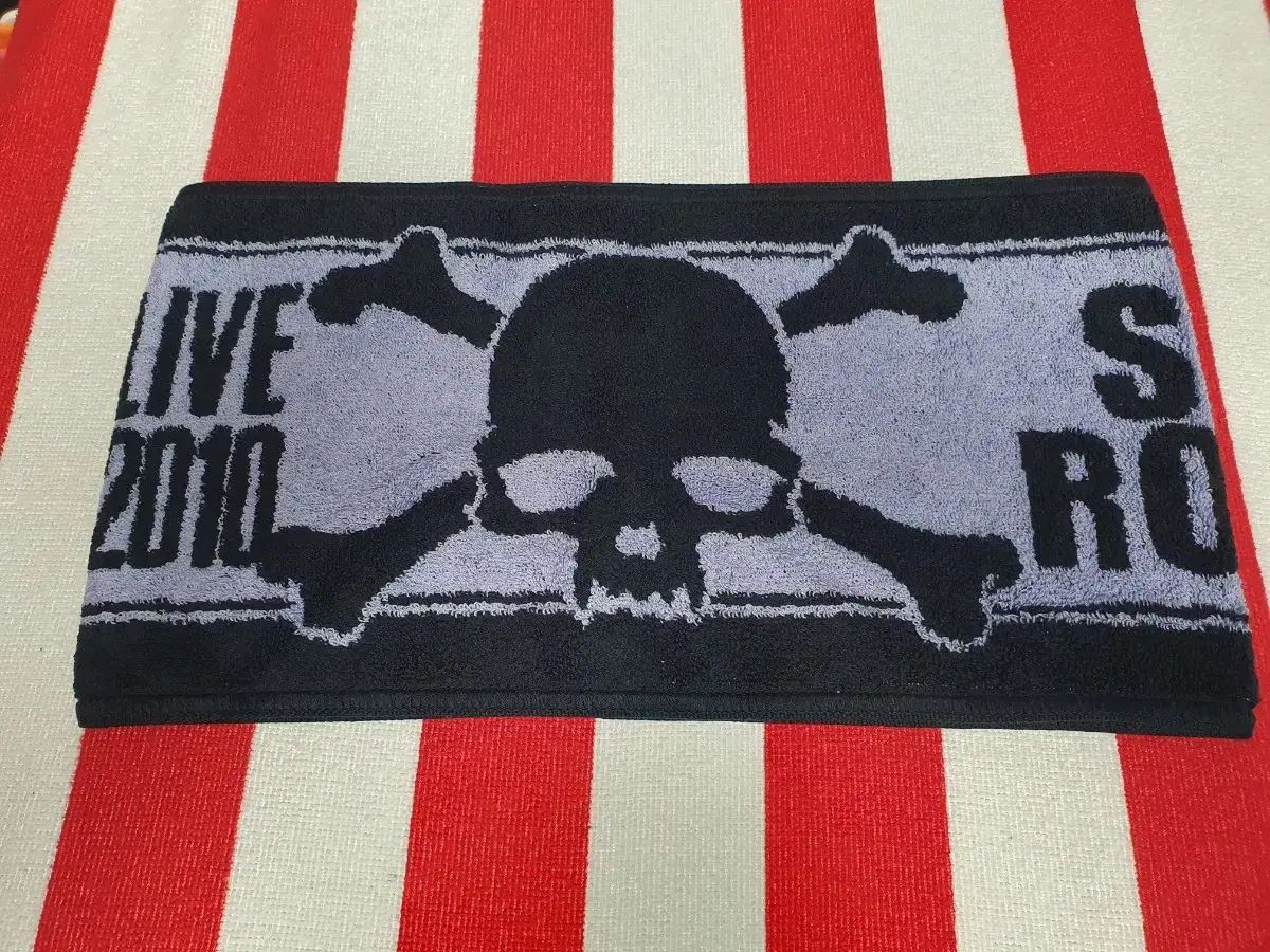 HYDE VAMPADDICT VAMPS マフラー FC限定 HYDE VAMPADDICT VAMPS マフラー FC限定 - メルカリ