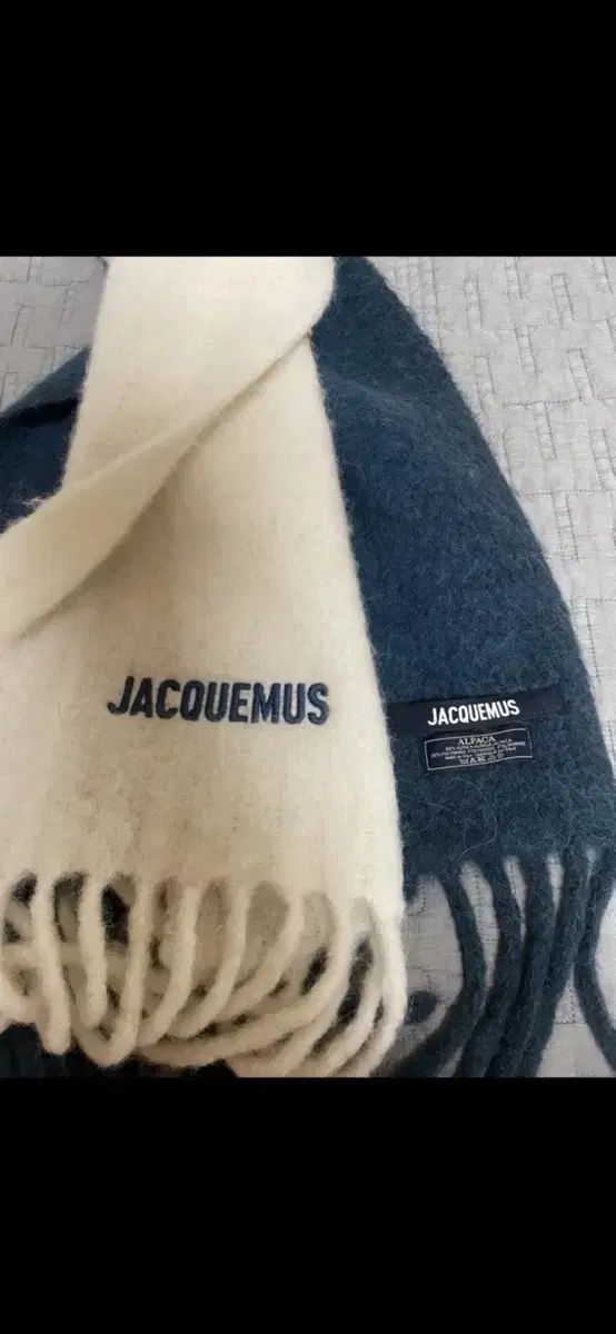 JACQUEMUS グラデーションマフラー JACQUEMUS グラデーションマフラー