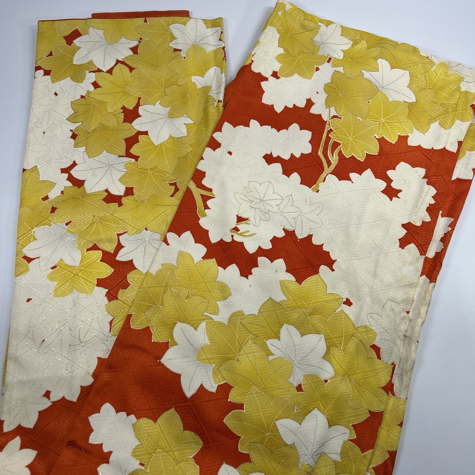 正絹　振袖　8枚　着物まとめ売り　リメイク用 振袖 4枚 正絹 着物まとめ売り 同梱購入歓迎 リメイク用 着付け練習用