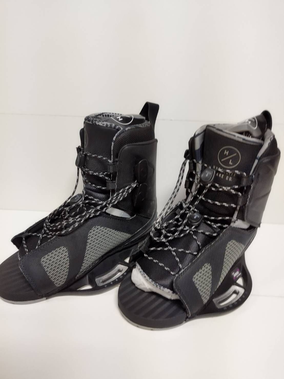 【極美品】Hyperlite ハイパーライト TEAM OT ウェイクボード ビンディング ブーツ 4－8（23-26ｃｍ）