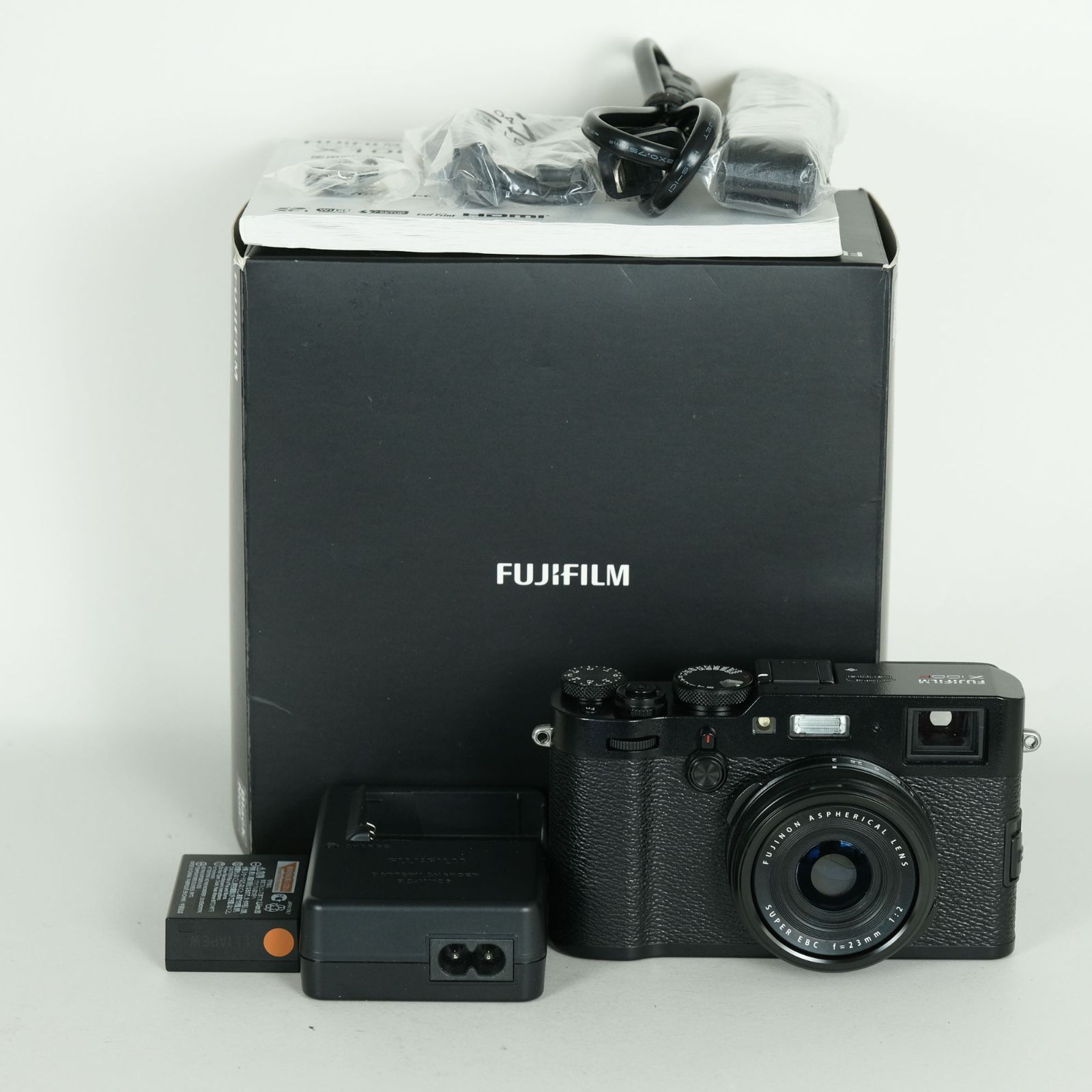 美品 | シャッター数9,300回] FUJIFILM X100F ブラック | コンパクト