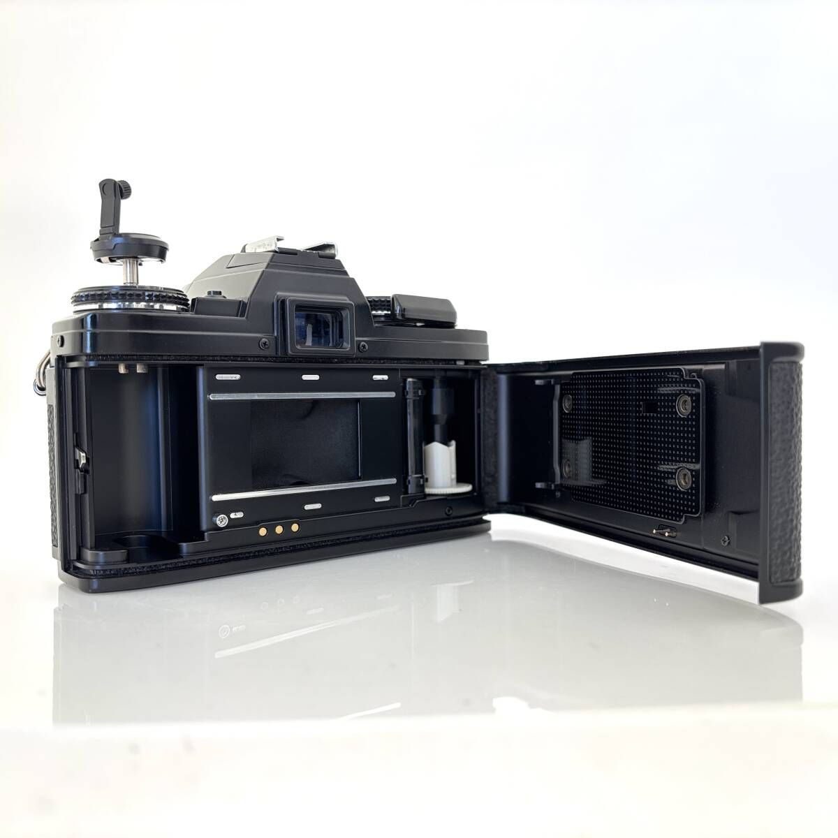 ミノルタ】MINOLTA X-700 フィルム一眼レフカメラ 動作良好 #R578