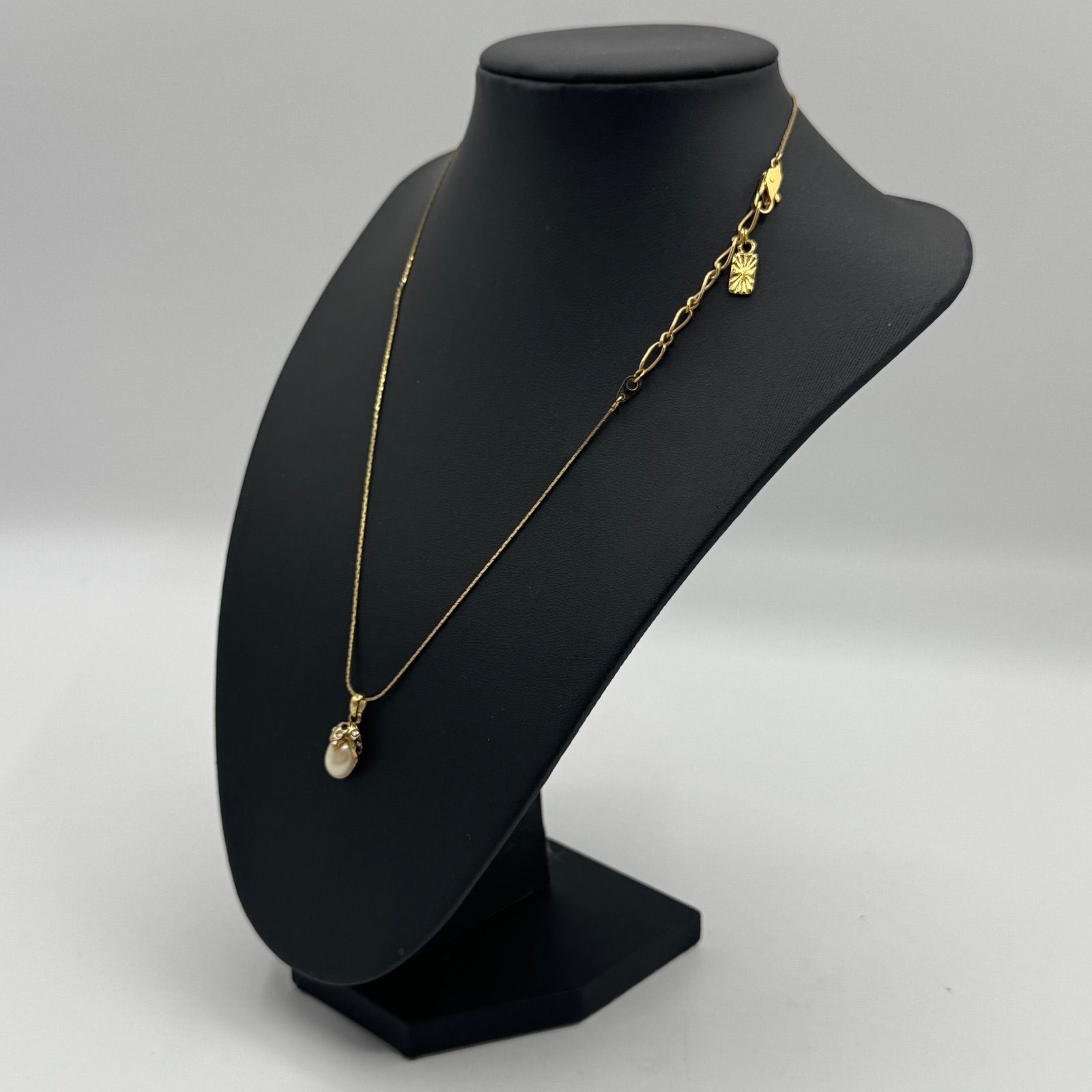 Vintage Yves Saint Laurent pearl and rhinestone necklace イヴサン