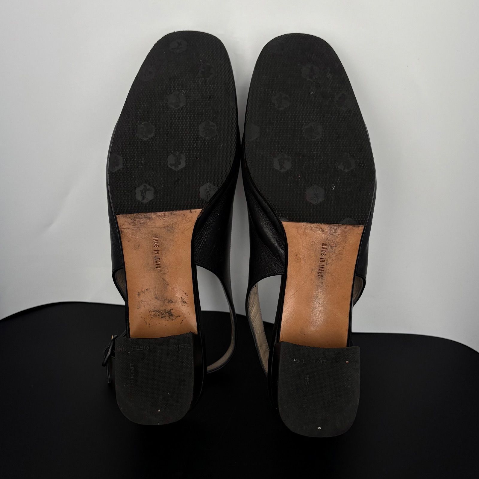 Salvatore Ferragamo サルヴァトーレフェラガモ パンプス ヴァラ