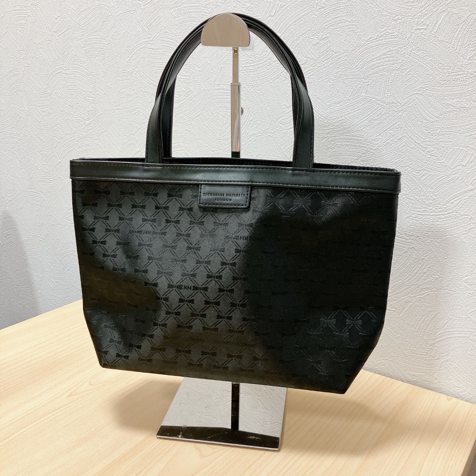 【新品】KATHARINE HAMNETT キャサリンハムネット　ブラック25 ☆美品☆キャサリンハムネット トートバッグ KATHARINE HAMNETT - メルカリ