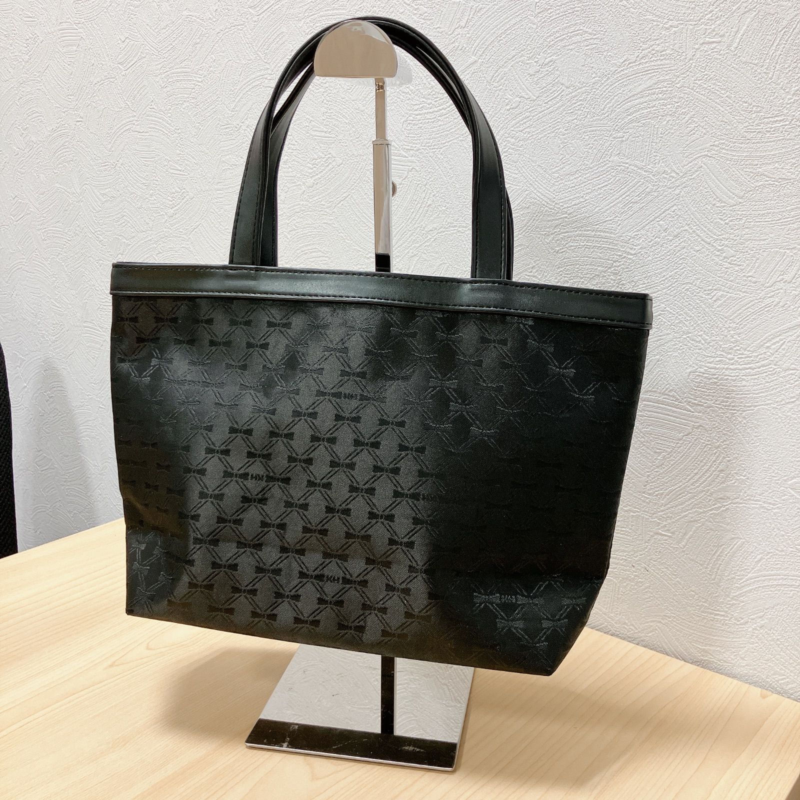 【新品】KATHARINE HAMNETT キャサリンハムネット　ブラック25 ☆美品☆キャサリンハムネット トートバッグ KATHARINE HAMNETT - メルカリ
