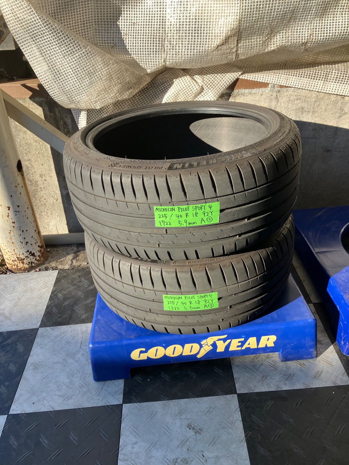 送料込み] 225/40R18 92Y 2022年製 MICHELIN PILOT SPORT 4 ミシュラン 