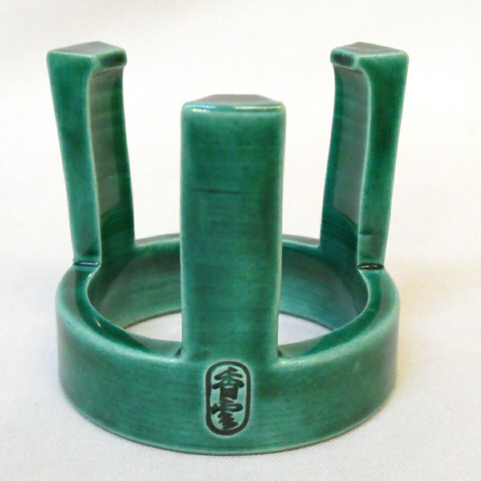 一月の特売品】平安竜谷焼 宮川香雲作 青交趾 五徳 蓋置 茶道具 【中古