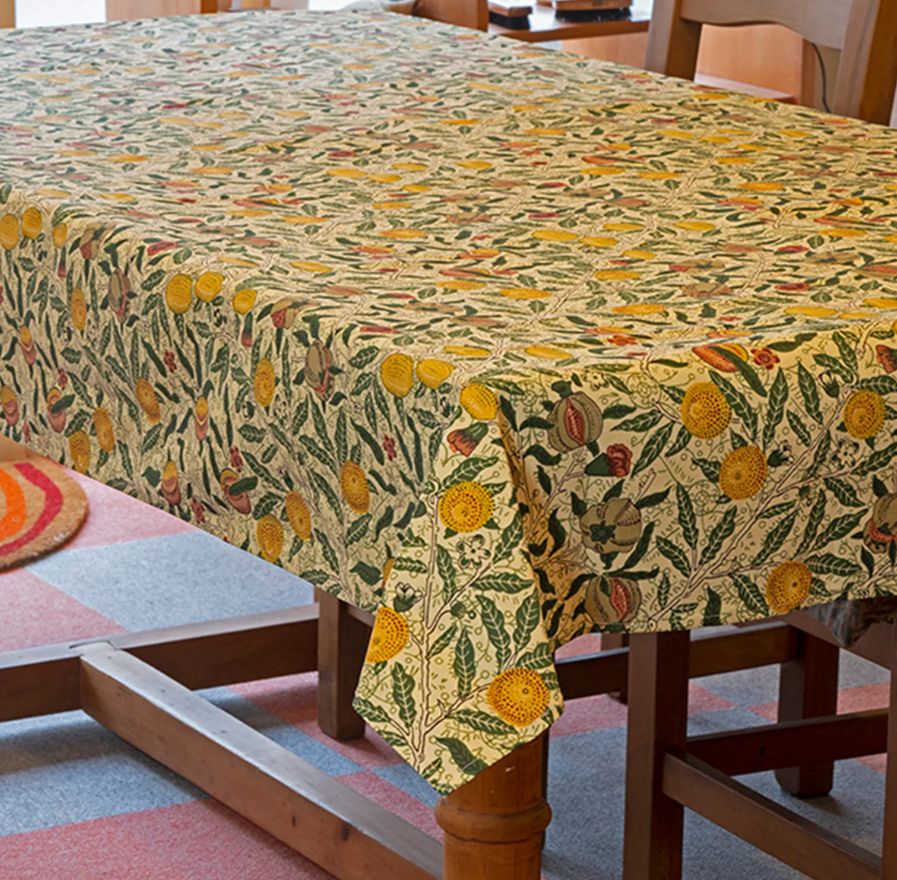 年末特別セール　アウトレット♥ウィリアムモリス英国製テーブルクロス２個セット ウィリアムモリス コットンテーブルクロス 長方形 Fruits - メルカリ