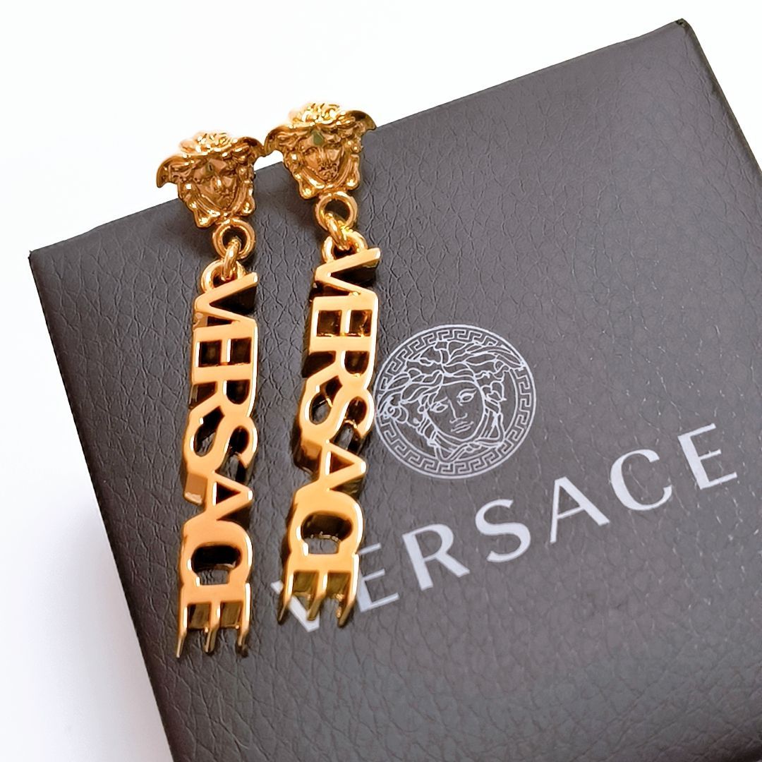 値下げ！VERSACE ラ メドゥーサ ロゴ ドロップ ピアス 訳あり◇VERSACE ラ メドゥーサ ロゴ ドロップ ピアス 国内発送