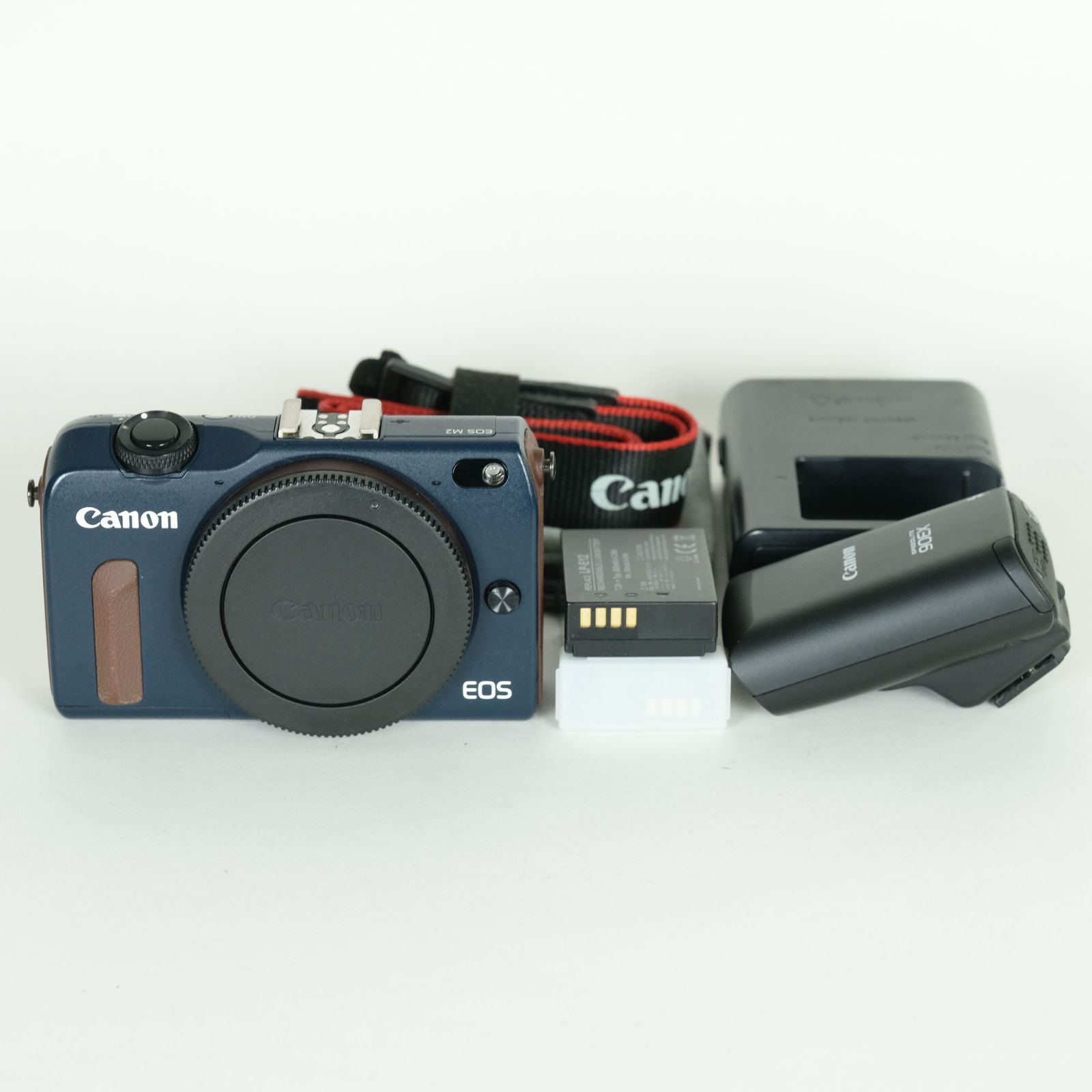 美品] Canon EOS M2 ボディ ベイブルー | キヤノンEF-Mマウント - メルカリ