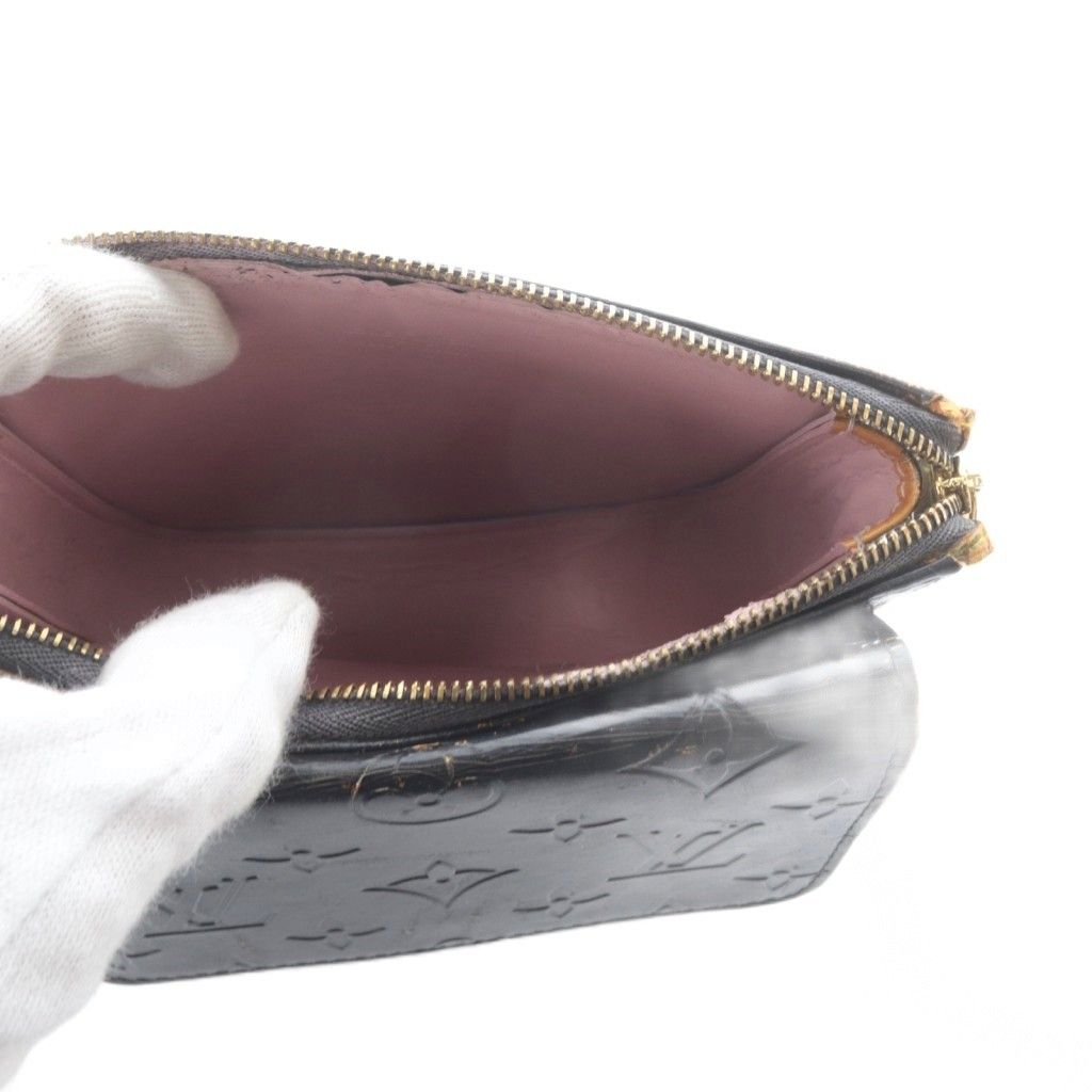 ルイヴィトン LOUIS VUITTON モノグラム ヴェルニ モット ポーチ