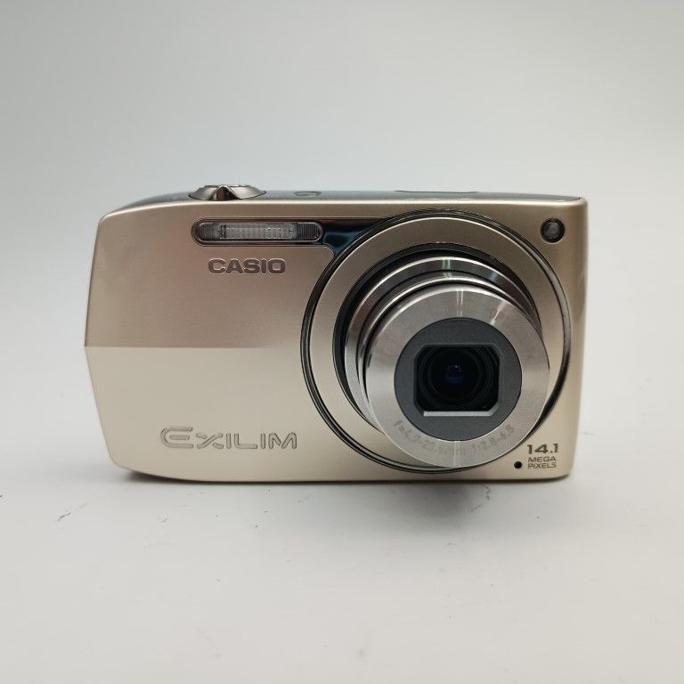 Casio EXILIM EX-Z2300 コンパクトデジタルカメラ - メルカリ