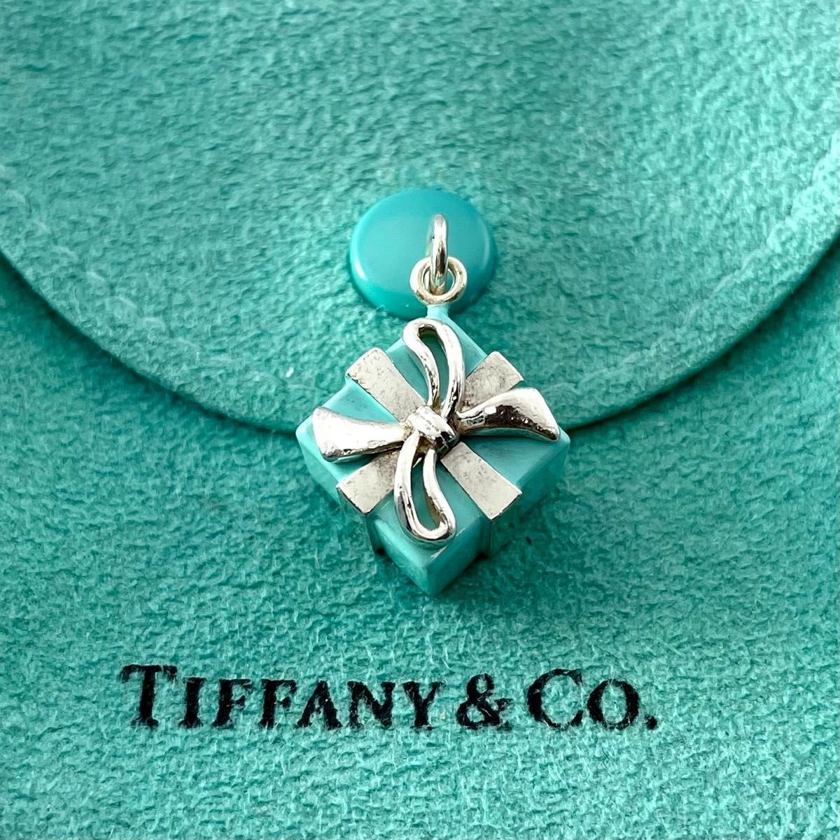 ティファニー ブルー プレゼントボックス エナメル ペンダント XE2fe ティファニー プレゼント ボックス ブルー エナメル ペンダント YK6fe