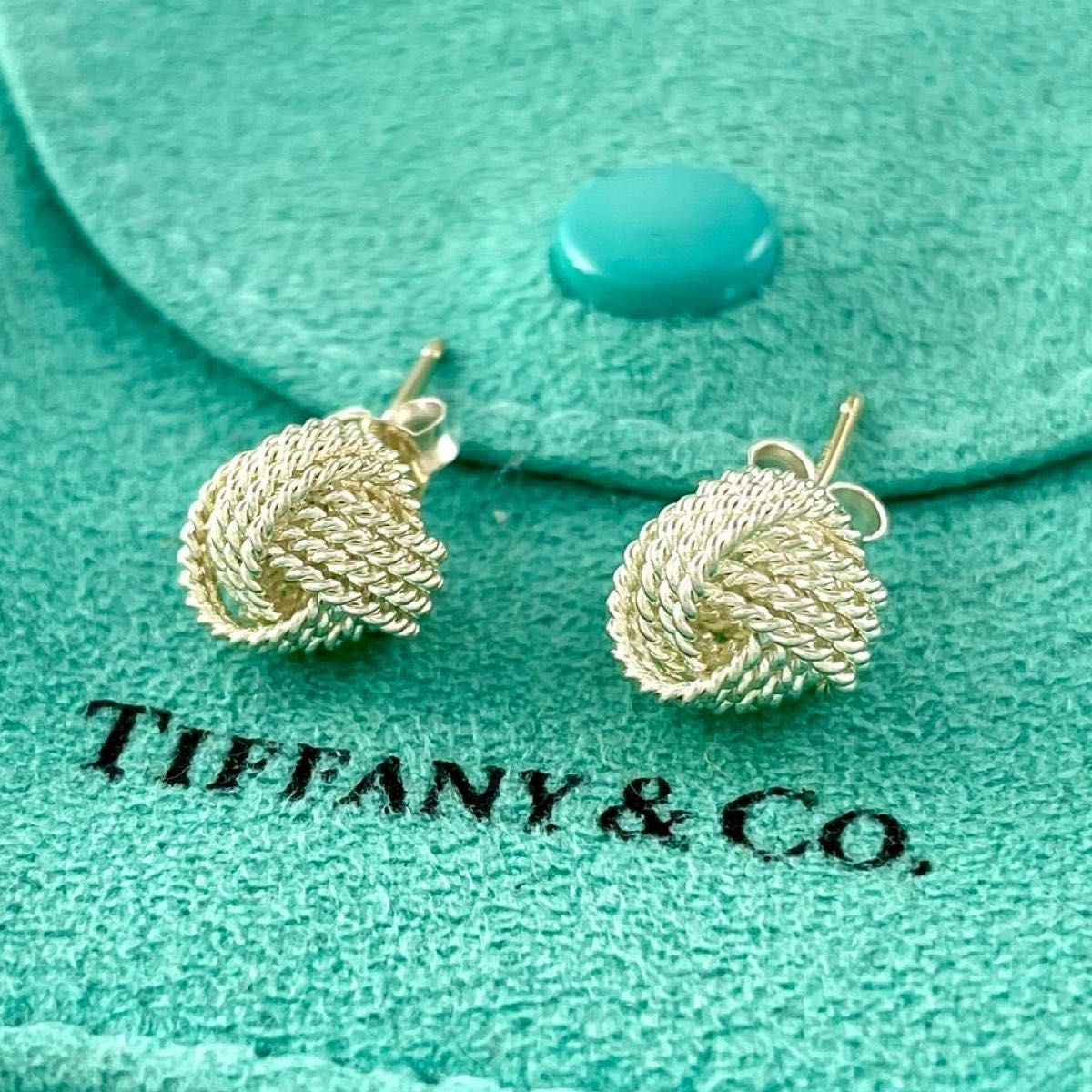 ティファニー サマセット ツイスト メッシュ ボール ピアス YW3fe