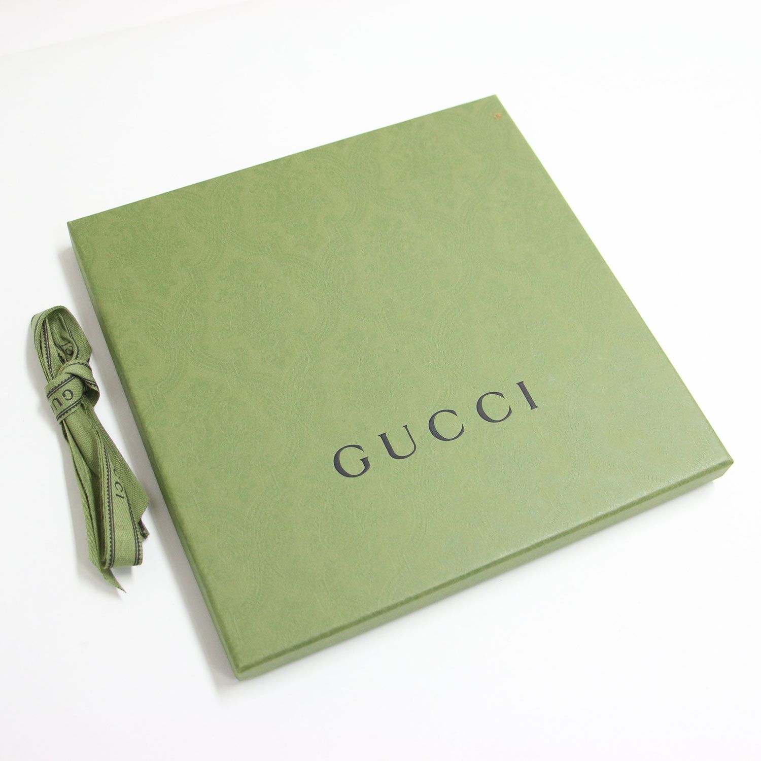 美品】GUCCI グッチ × ヒグチユウコ | ウサギ プリント スカーフ | 花