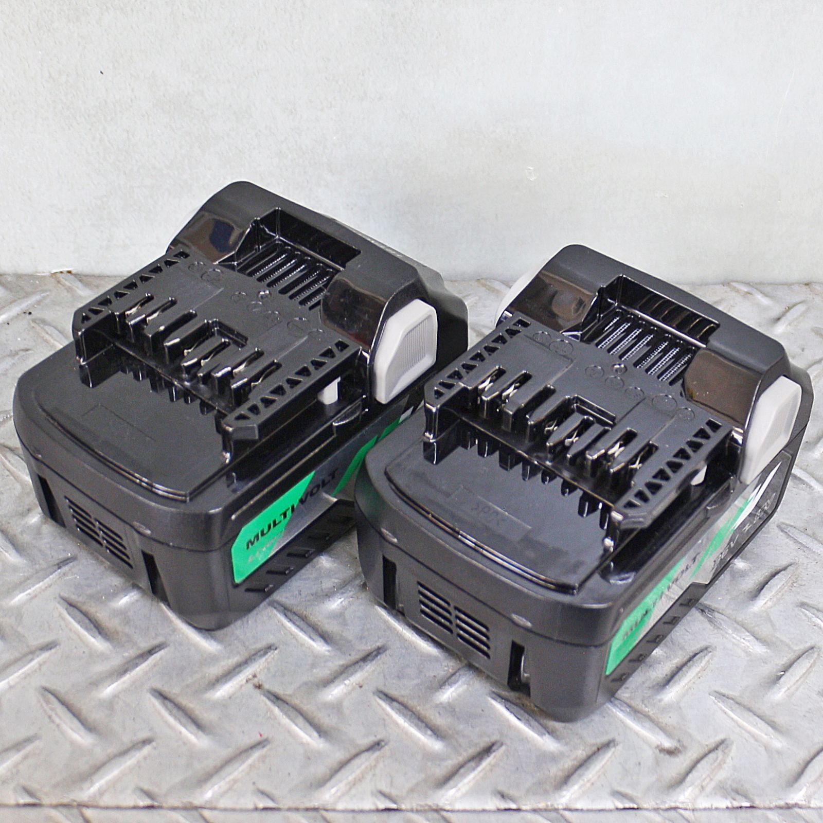  新潟発 ハイコーキ コードレスインパクトドライバ WH 36 DC バッテリー 充電器 フ レッド HIKOKI ♥ 電動丸ノコ ドリル ドライバー レンチセット ドリル ドライバー レンチ