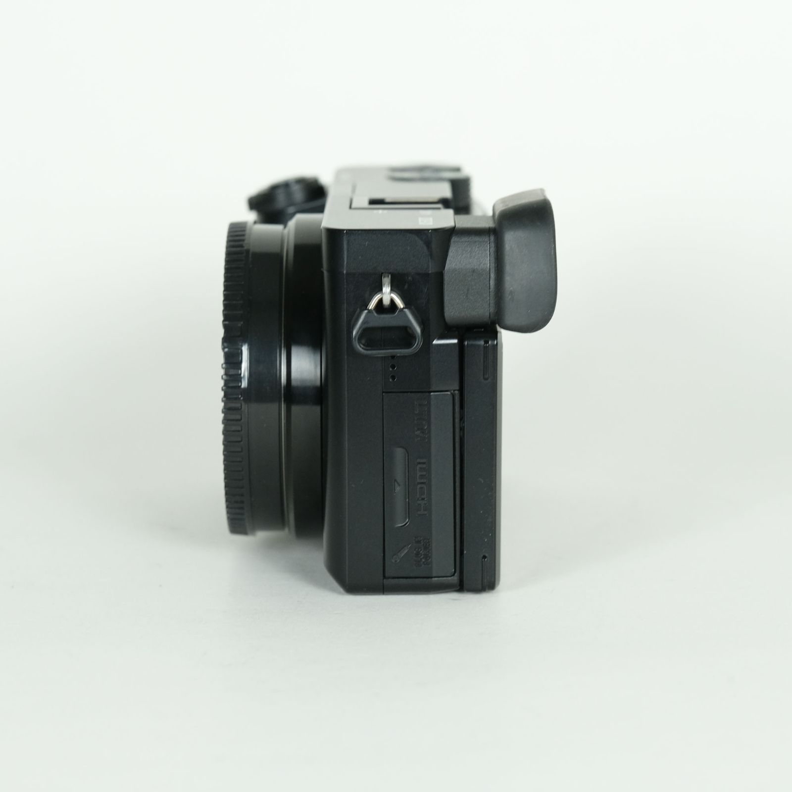 美品 | シャッター数3,255回｜バッテリー2個付] SONY α6100（ILCE-6100