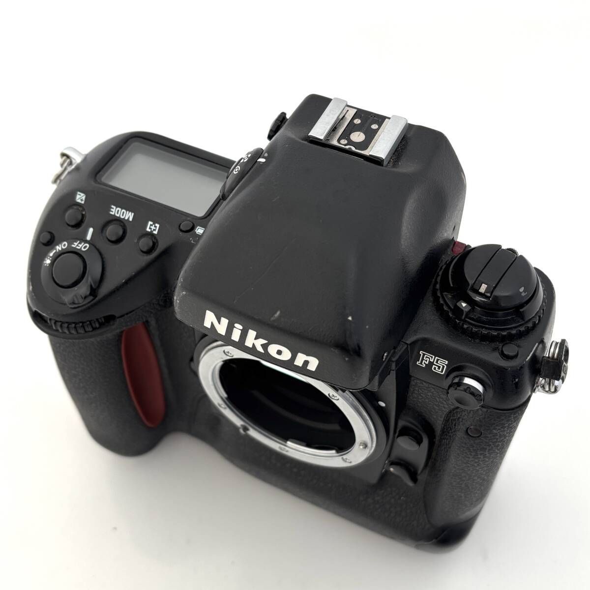 外観イマイチ、動作バッチリ！【ニコン】NIKON F5 フィルム一眼レフ