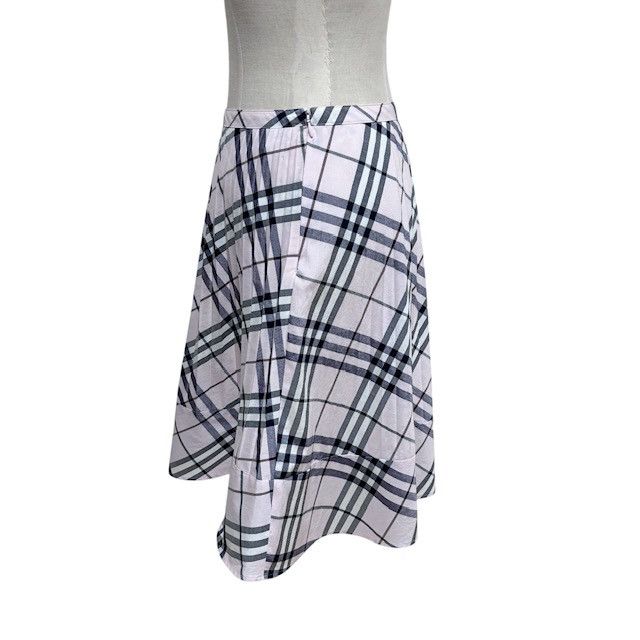 古着 バーバリーブルーレーベル プリーツスカート クリーニング済み