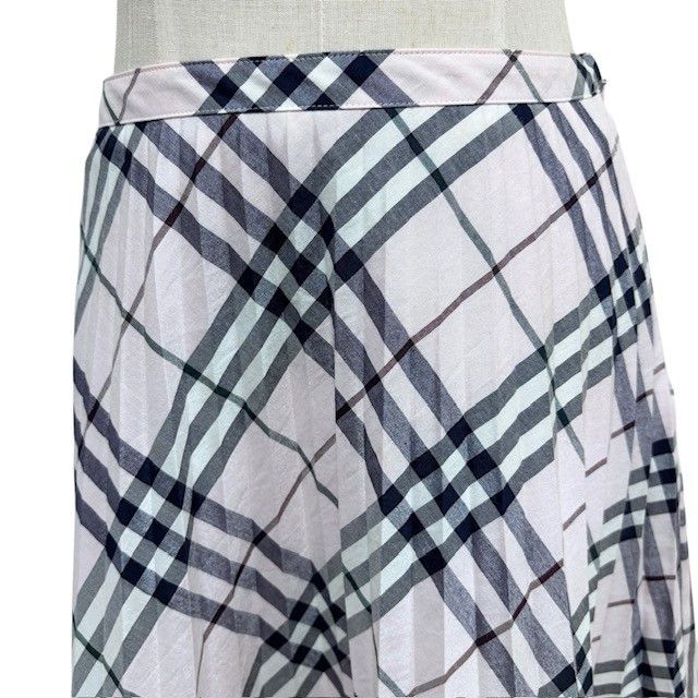 古着 バーバリーブルーレーベル プリーツスカート クリーニング済み