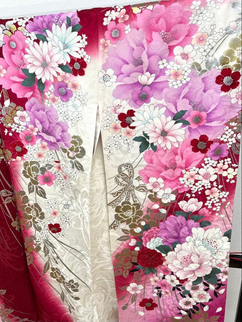 振袖 銀通し ラメ刺繍 銀彩 紋意匠 身丈168cm 撥水加工済 MO3337 