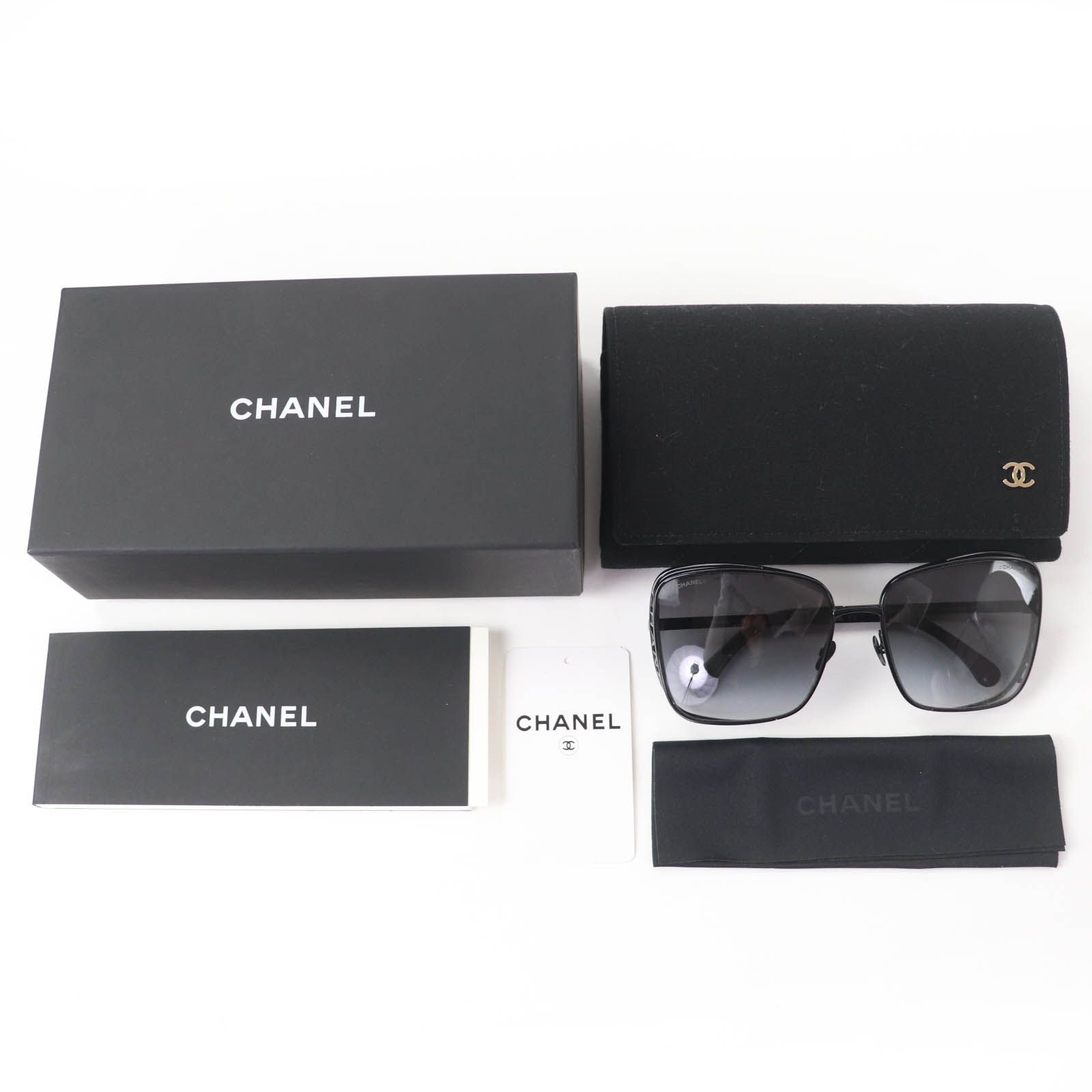 極美品☆CHANEL シャネル 71541L2616 ロゴ スクエア 現行品 サングラス