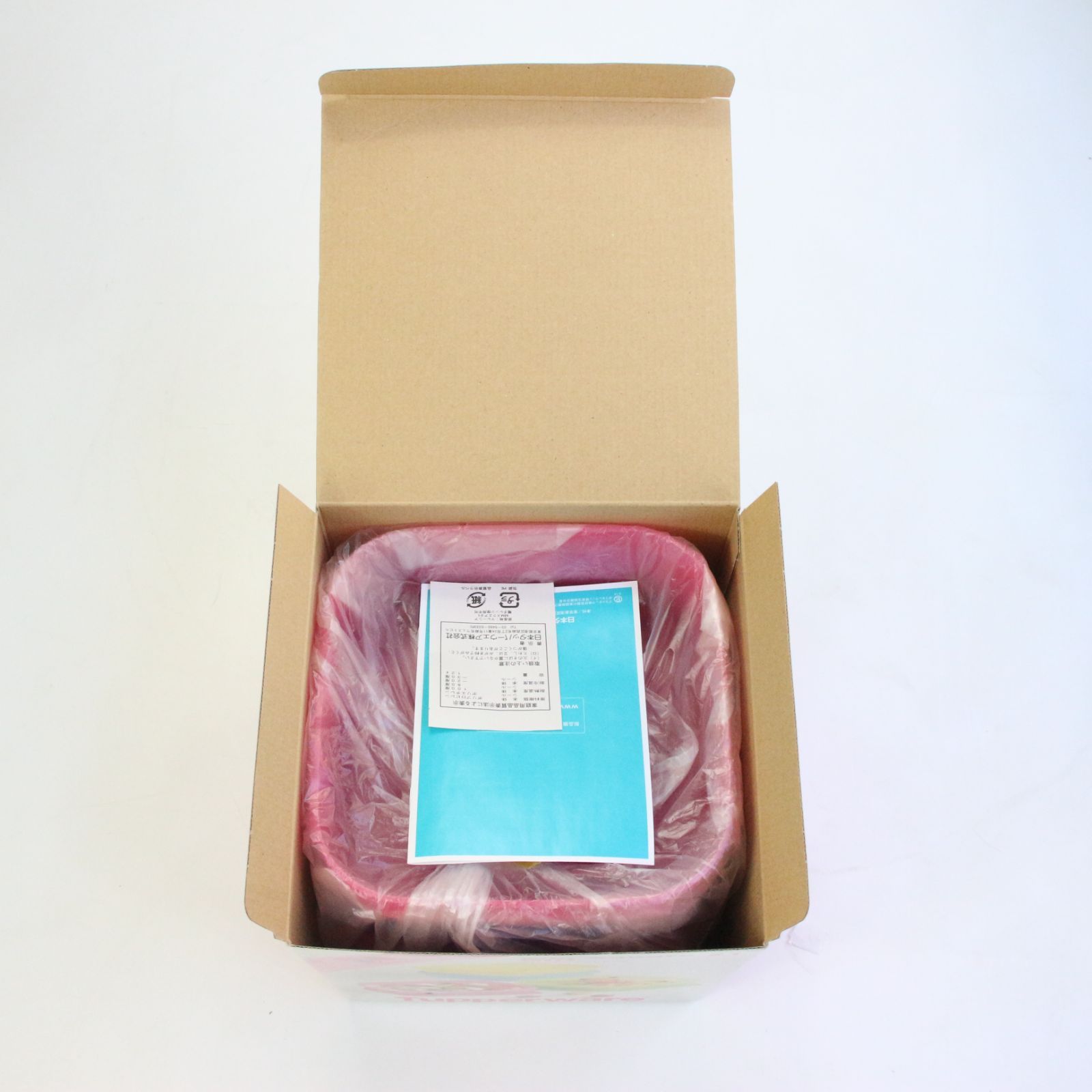 タッパーウェア 約50個 50tn】Tupperware タッパーウェア MM Square #1 Gift 保存容器 - メルカリ