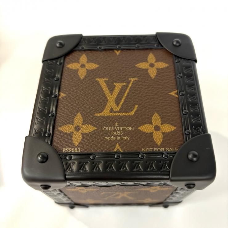 ルイヴィトン　ノベルティ ルイ・ヴィトン LOUIS VUITTON トランク型キューブ モノグラム VIP限定