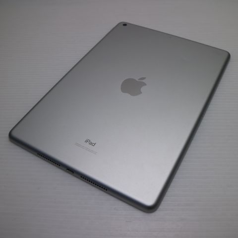 超美品 iPad7 第7世代 wi-fiモデル 32GB シルバー 本体 土日祝発送OK