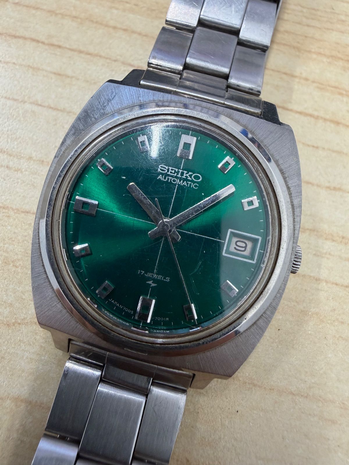 品 不動品 セイコー腕時計 7005 7001自動巻タイプ 文字盤グリーン C 1 0 2 0