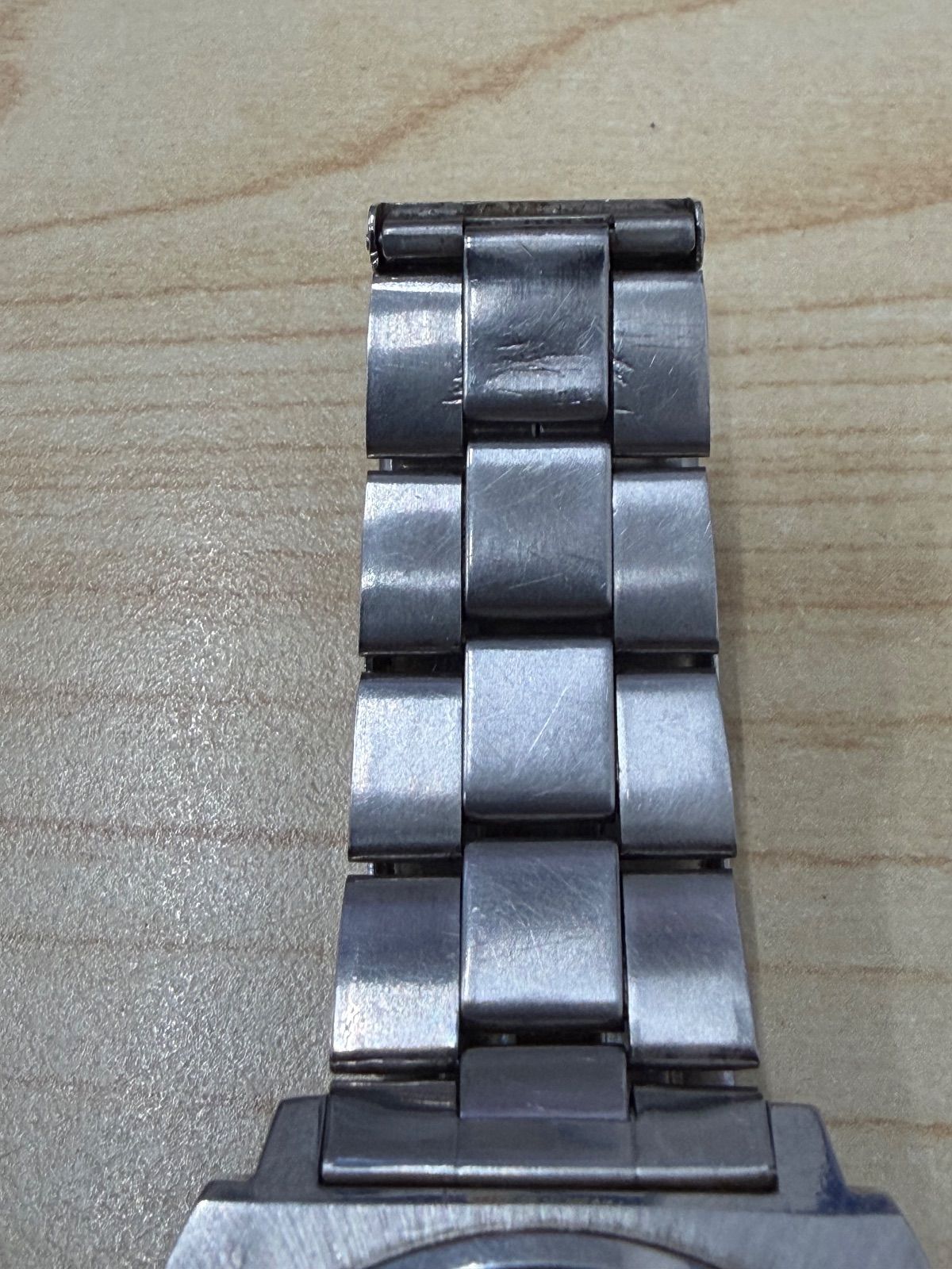 文字盤グリーン