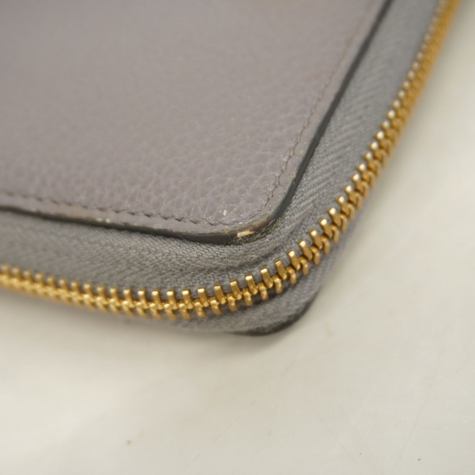 グッチ(Gucci) グッチ 長財布 ズゥミ 570661 レザー グレー ゴールド