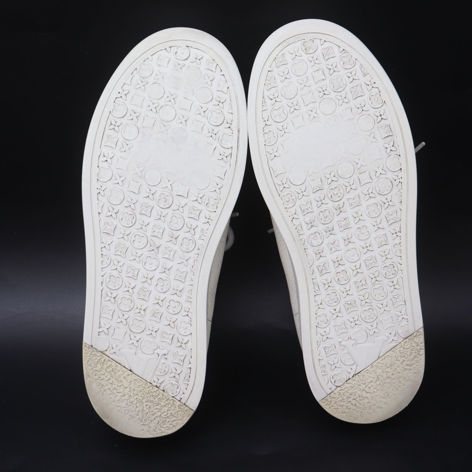 ITHOQYZGP8OB LOUIS VUITTON ルイヴィトン スニーカー リゾートライン