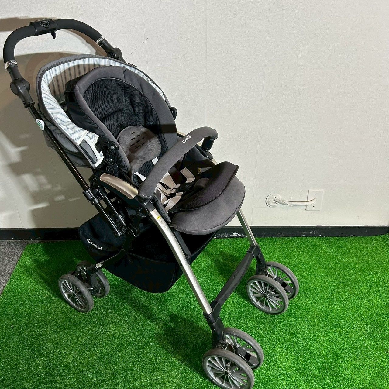 コンビ(combi) ベビーカー アンブレッタ4キャス エッグショック A33