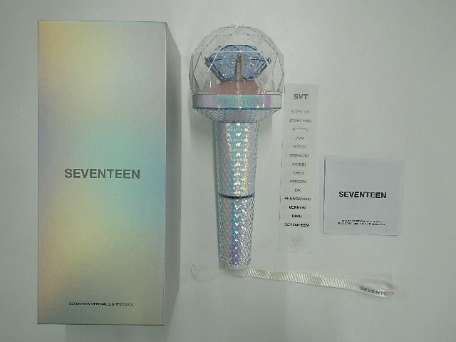 SEVENTEEN セブチ　ペンライト　ver1.2セット 小牧店】seventeen セブチ ペンライト ver2 ver3セット① 【T353-2622