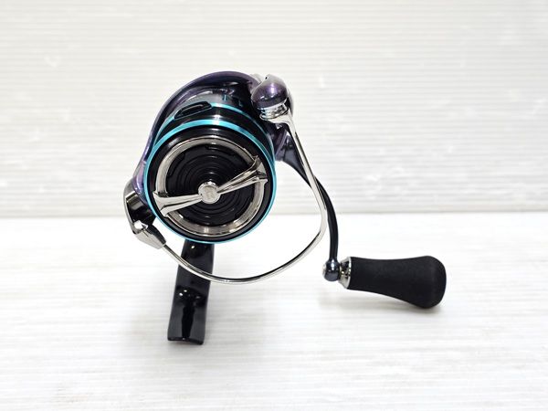 中古品】 ダイワ Daiwa スピニングリール 23 エメラルダスRX FC