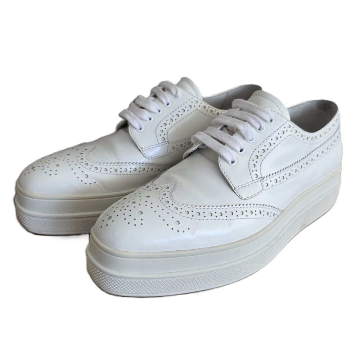 PRADA プラダ 厚底 ウイングチップ レースアップ エナメル シューズ