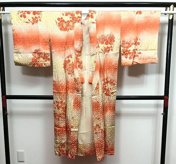 中古】 Mサイズ 長襦袢 正絹 鹿の子の地紋 アンティーク 最強配送