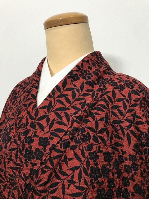 正絹　小紋　花柄　赤茶系　袷 中古】Sサイズ 正絹 小紋 赤茶地に小花模様 袷着物シーズン冬 - メルカリ
