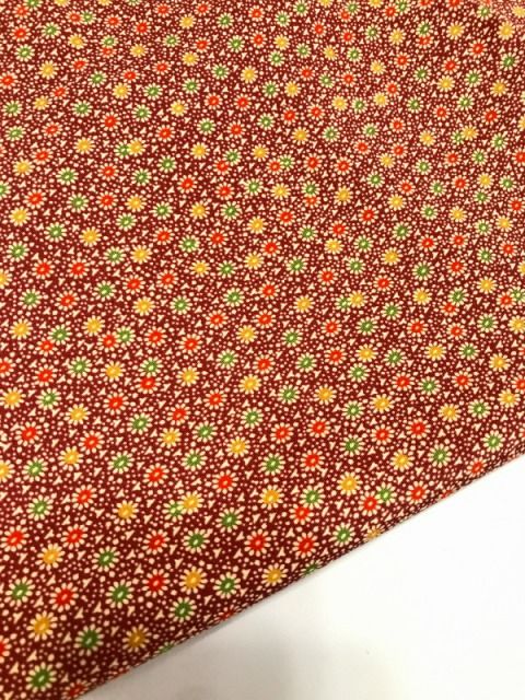 中古】Sサイズ 正絹 小紋 赤茶地に小花模様 袷着物シーズン冬 - メルカリ