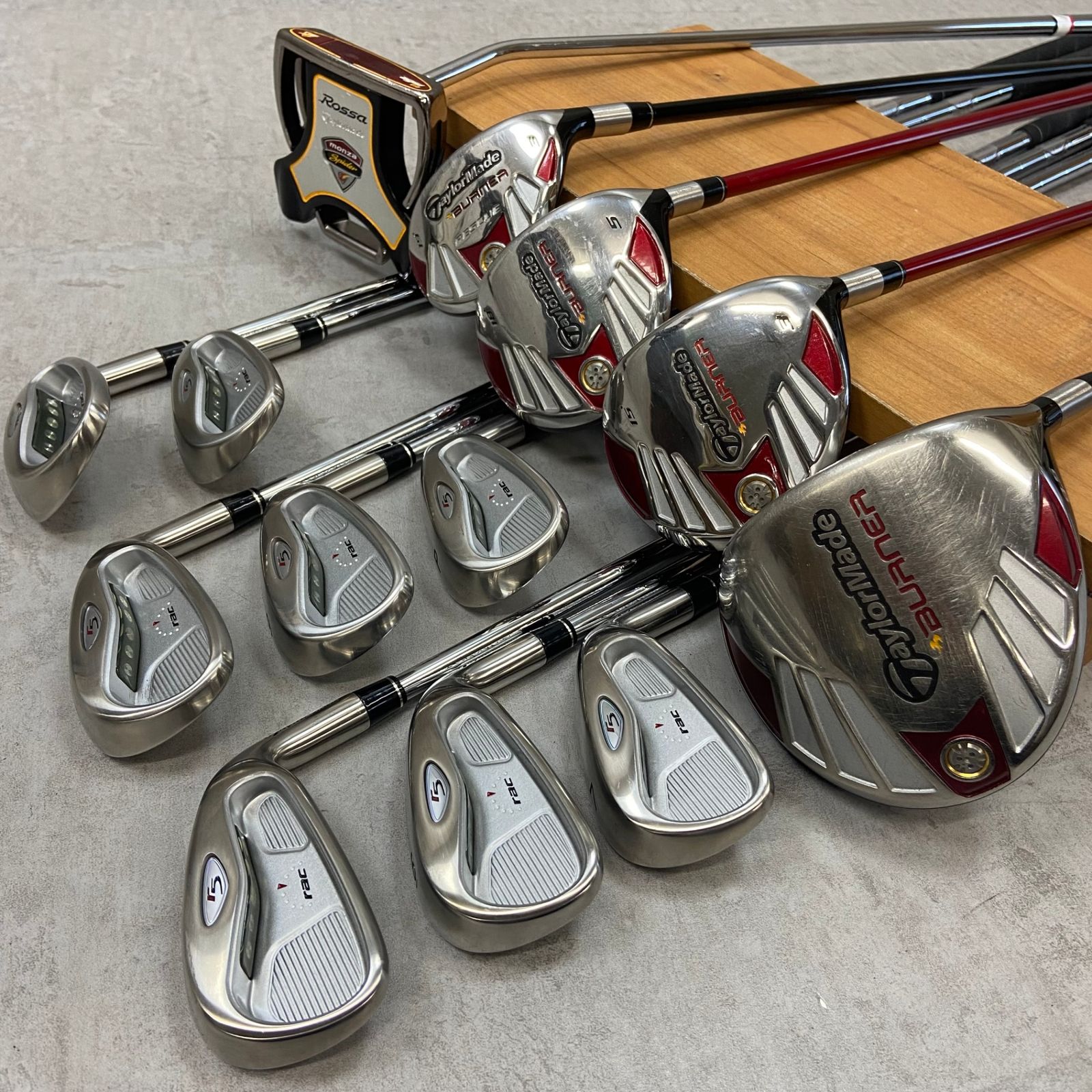 テーラーメイド メンズゴルフ クラブセット 13本 右利き用 TaylorMade