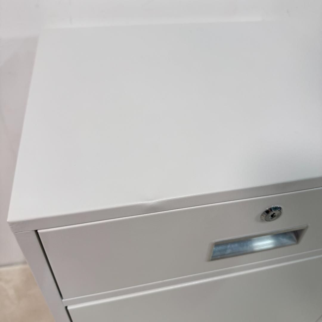 訳あり新品デスクワゴン 完成品 鍵付き収納キャビネット オフィス1668