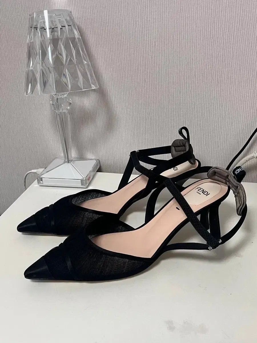 2026年最新】コリブリ フェンディの人気アイテム - メルカリ