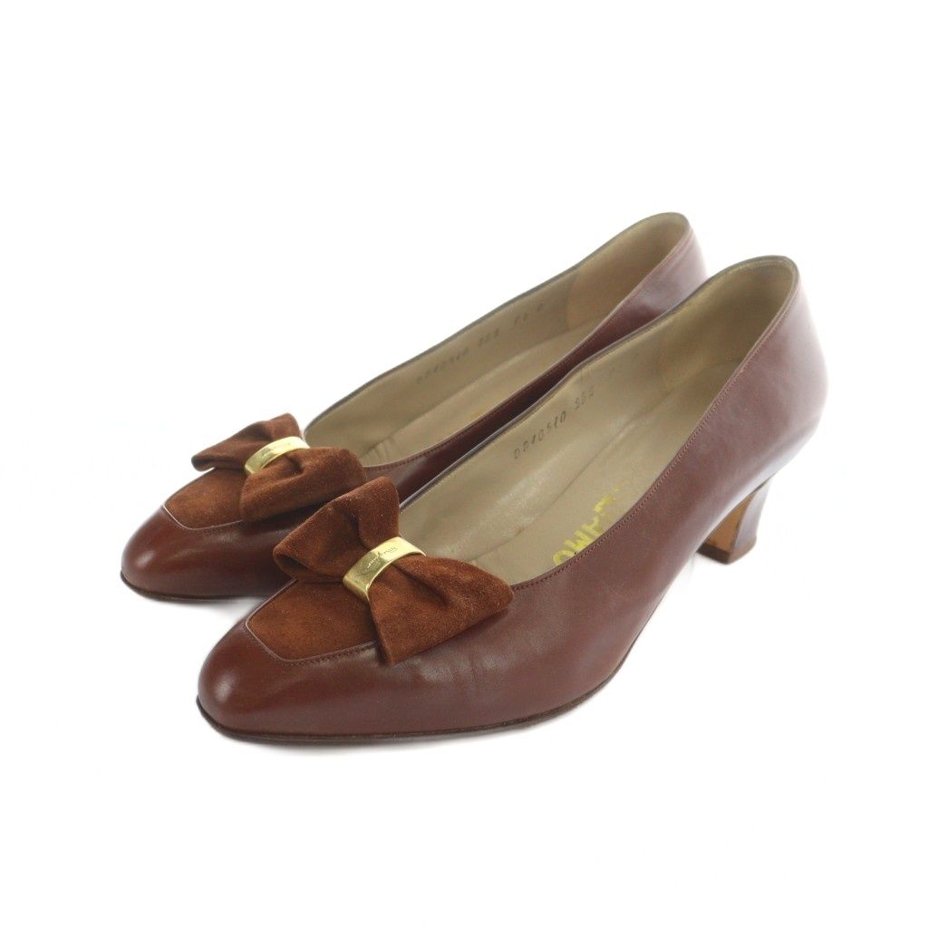 サルヴァトーレフェラガモ Salvatore Ferragamo パンプス スクエアトゥ