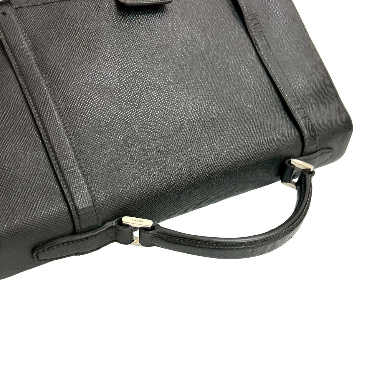 極 美品 希少品 PRADA プラダ ロゴ 金具 サフィアーノ レザー 本革