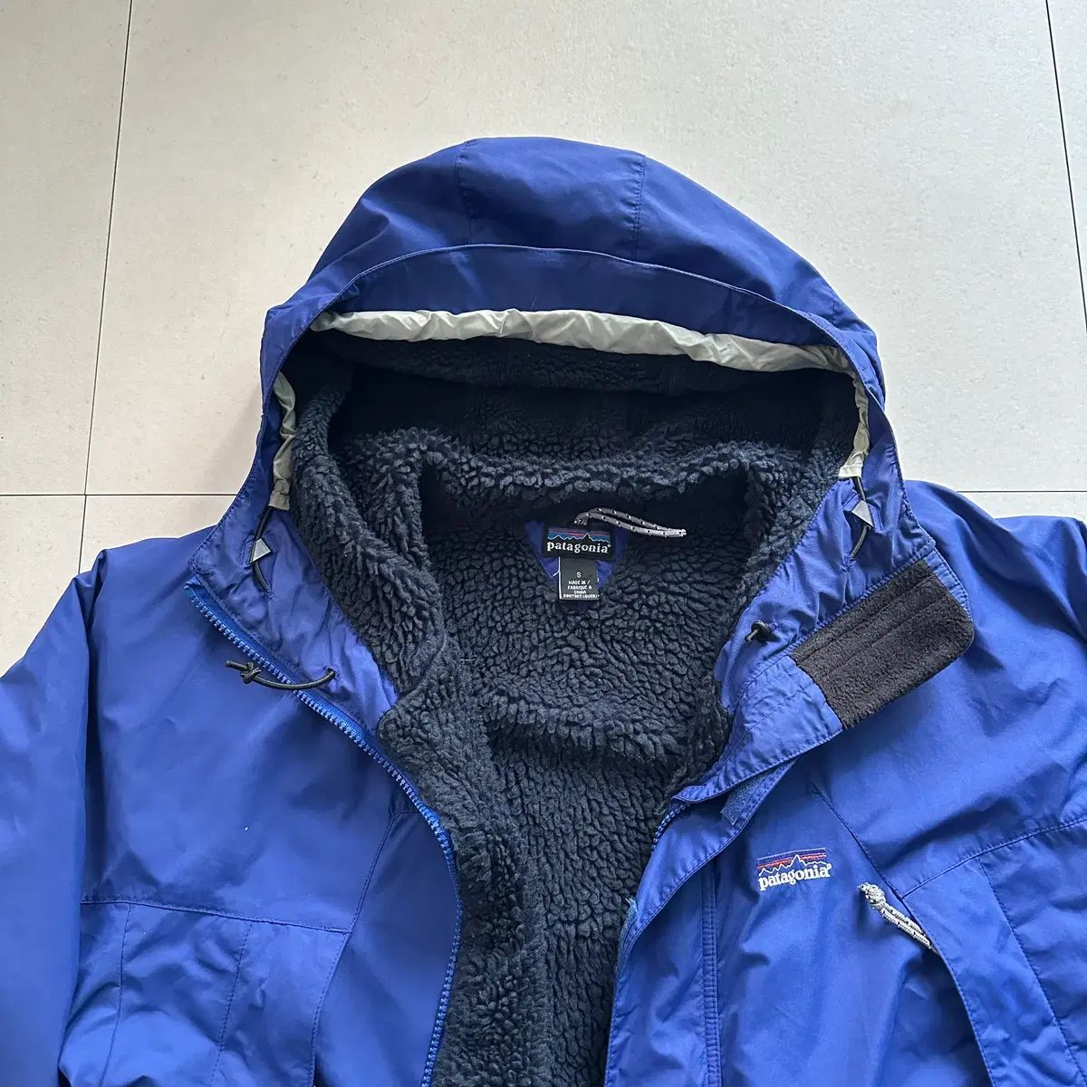 Patagonia インファーノジャケット パタゴニア 廃盤 2001年製 2001 パタゴニア インファーノ ジャケット ブルー 딥파일裏地 - メルカリ